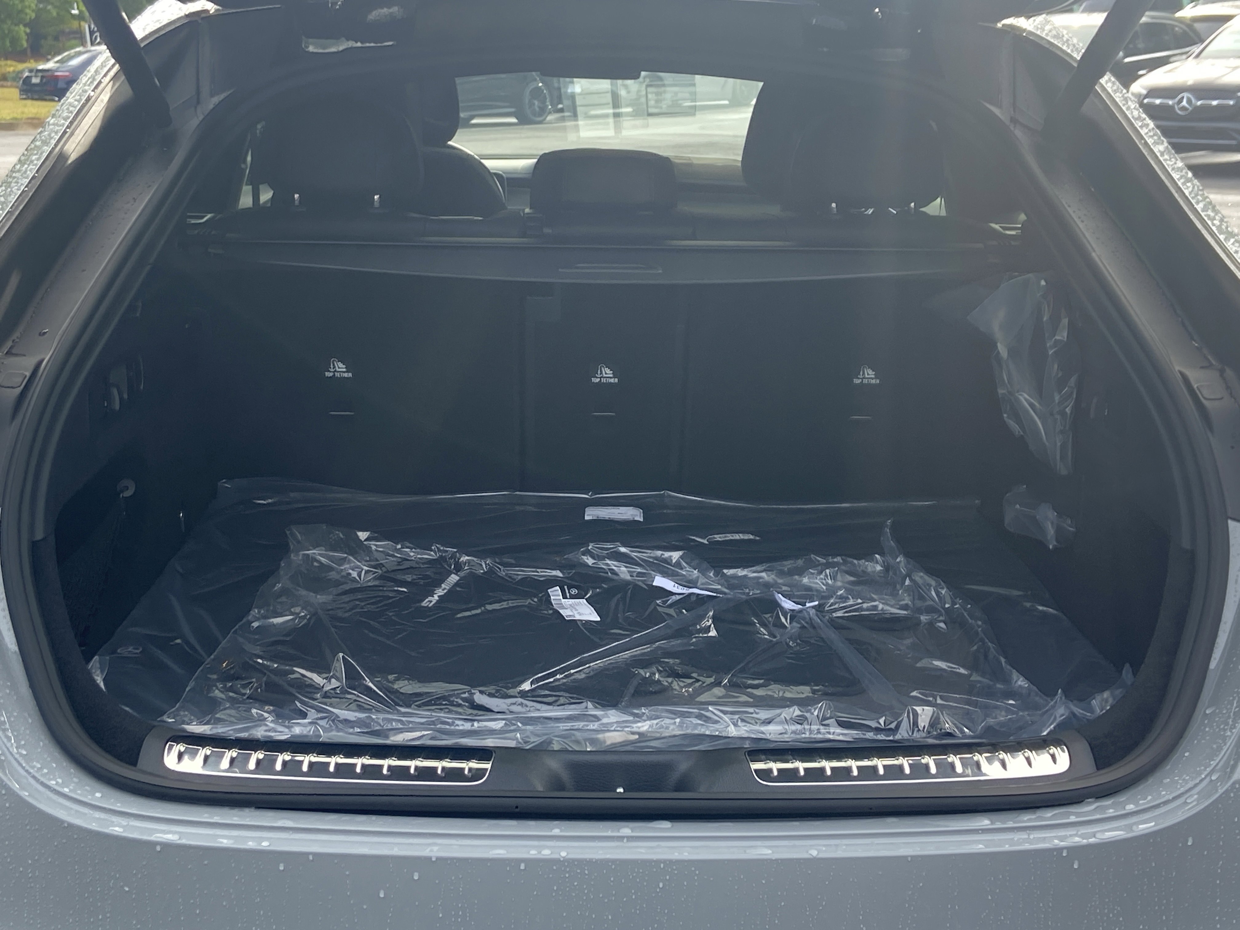 New 2026 MANUFAKTUR Alpine Grey Mercedes-Benz GLC 300 4MATIC® Coupe image 9