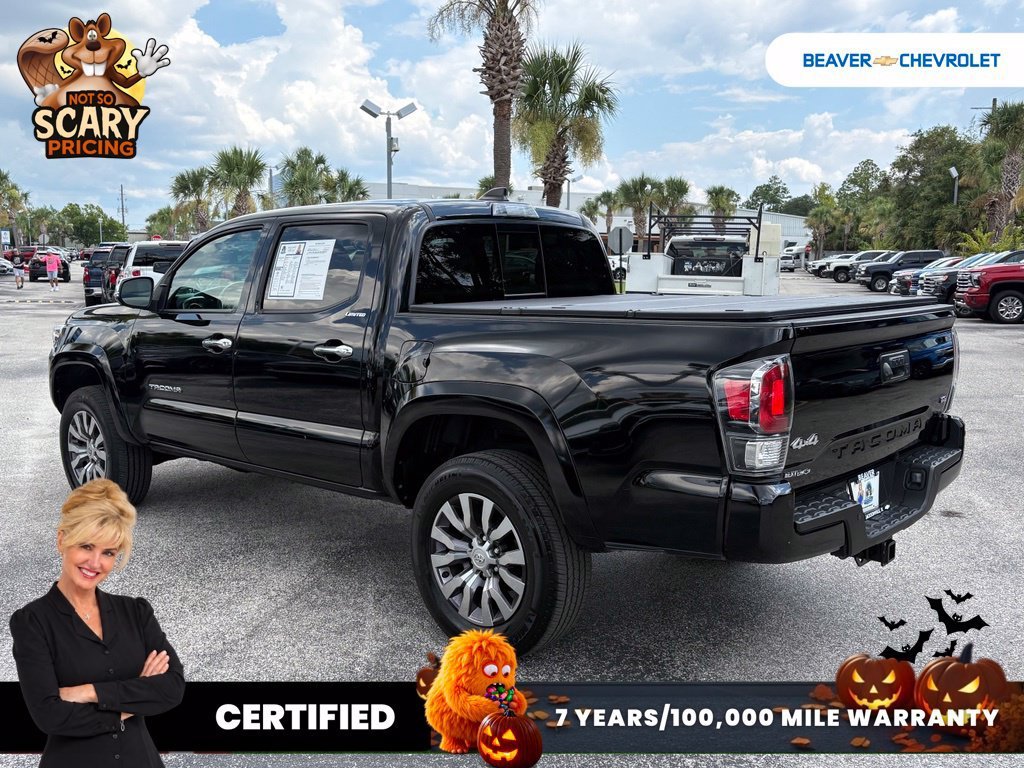 Used 2023  Toyota Limited image 5