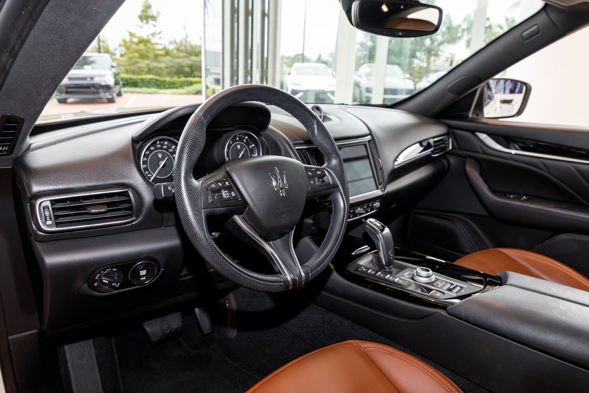 Used 2023 Bianco Maserati GT image 9