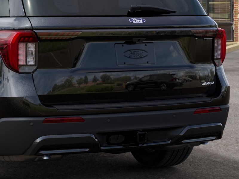 New 2027 Agate Black Metallic Ford ST-Line image 23