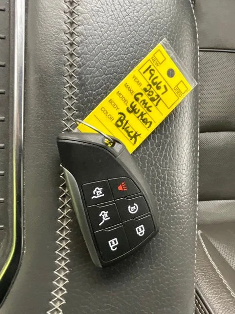 Used 2021 Black GMC Denali image 29