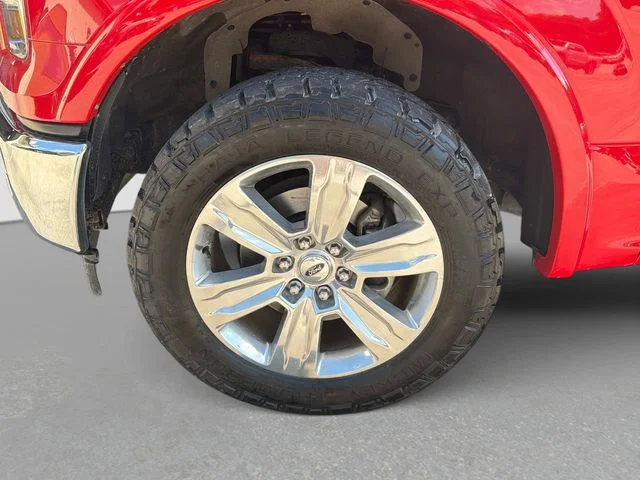 Used 2017 Red Ford Lariat image 11