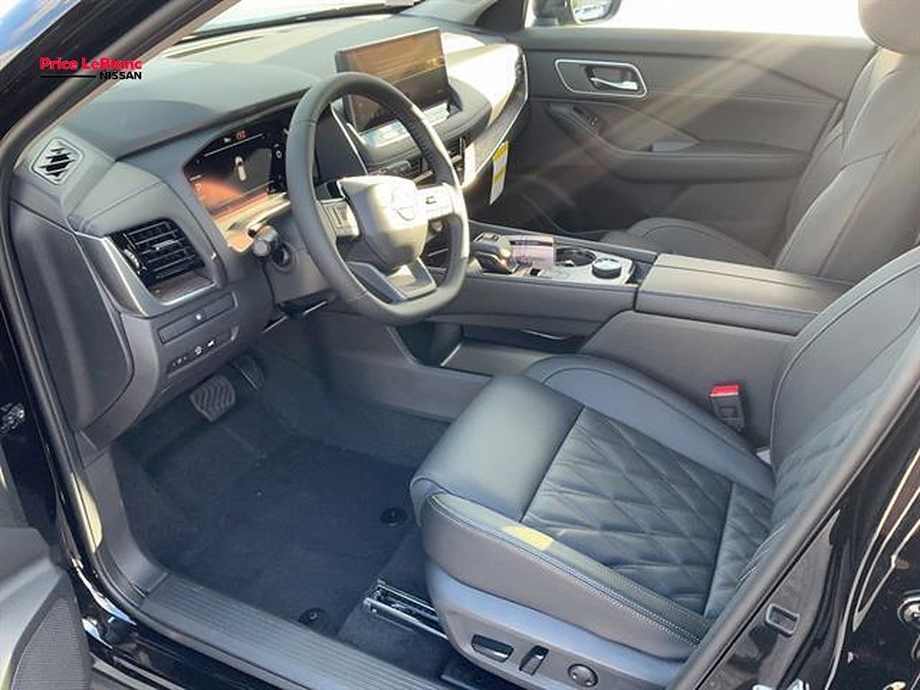 New 2026 Super Black Nissan Platinum image 12