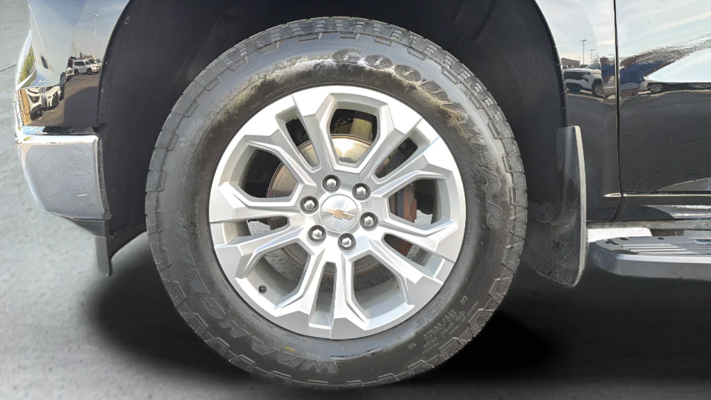 Used 2024 Black Chevrolet LTZ image 14