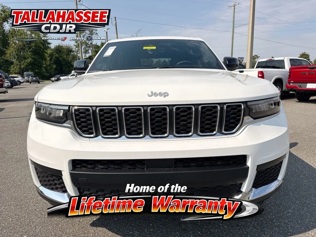 New 2026 Bright White Clear-Coat Exterior Paint Jeep  image 10