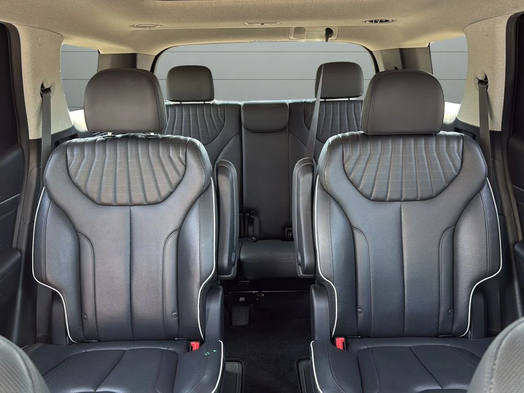 Used 2023 Red Hyundai Limited image 28