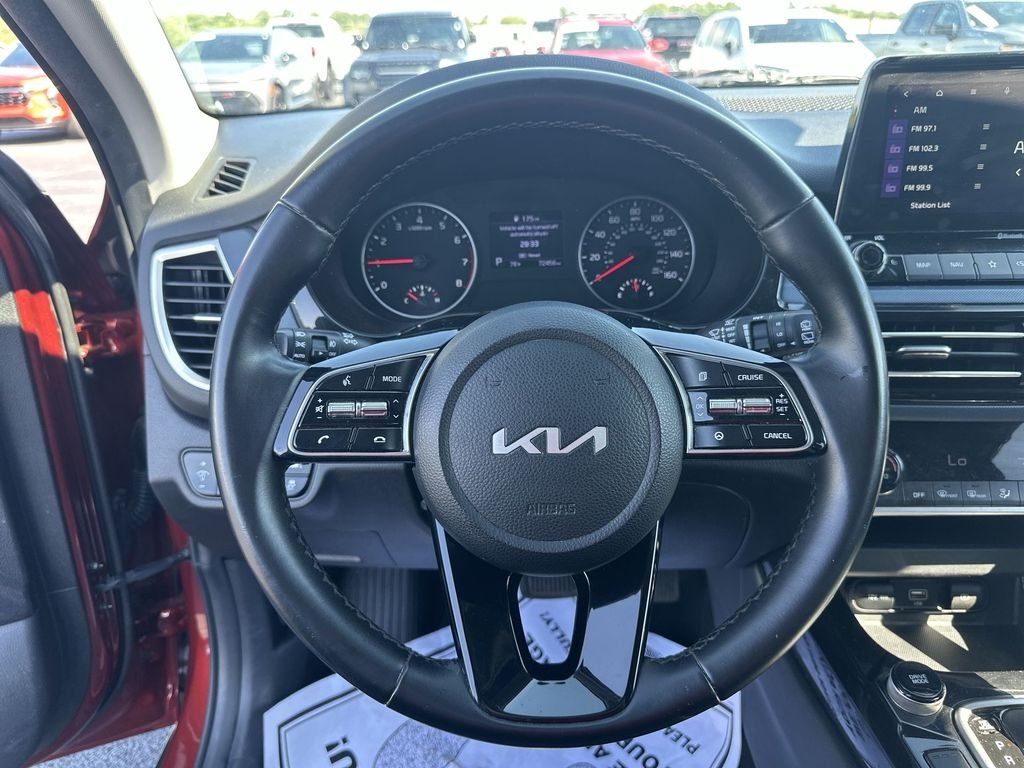 Used 2023 Orange Kia S image 20