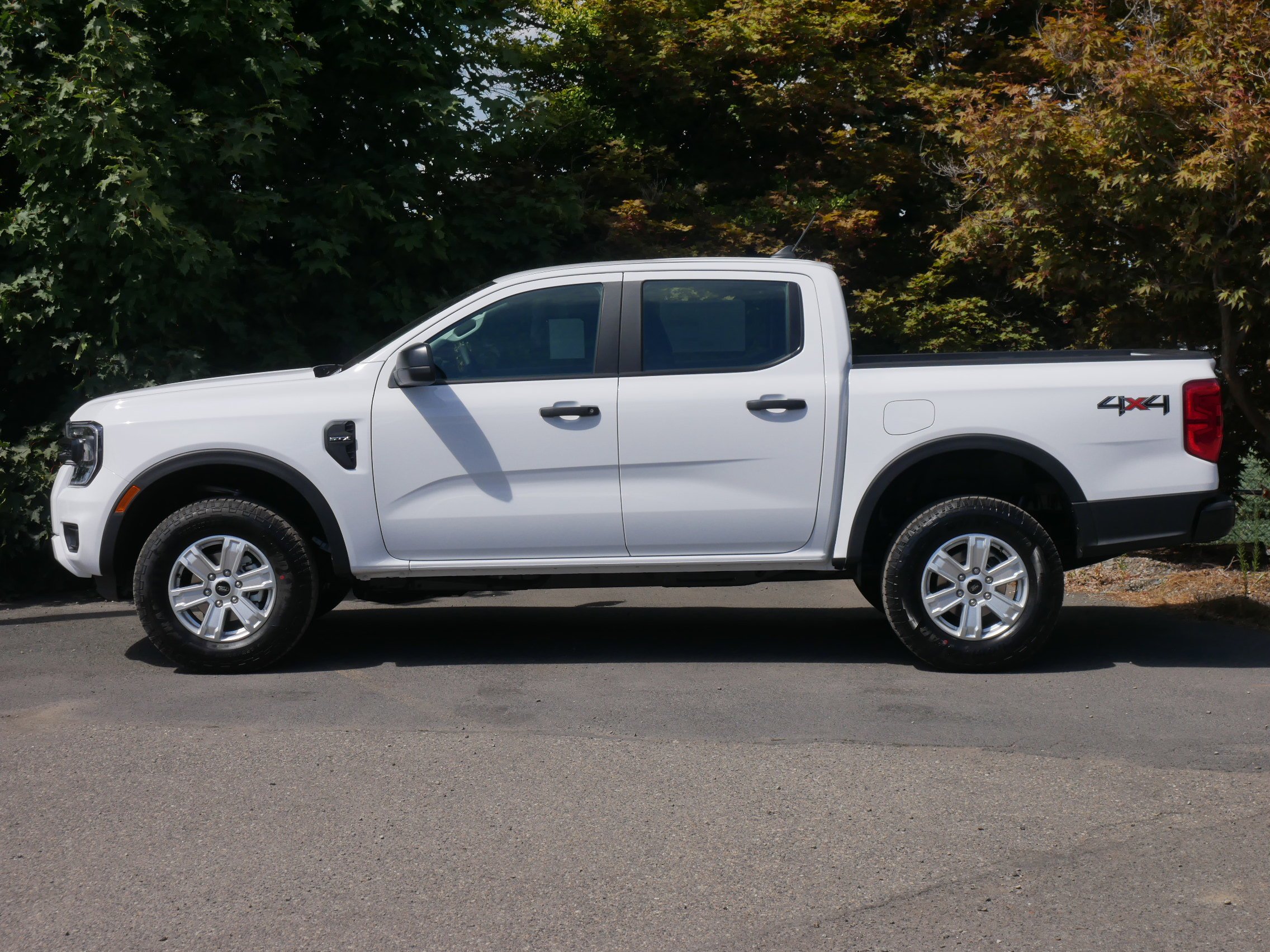 2025 Ford Ranger XL - Photo 16