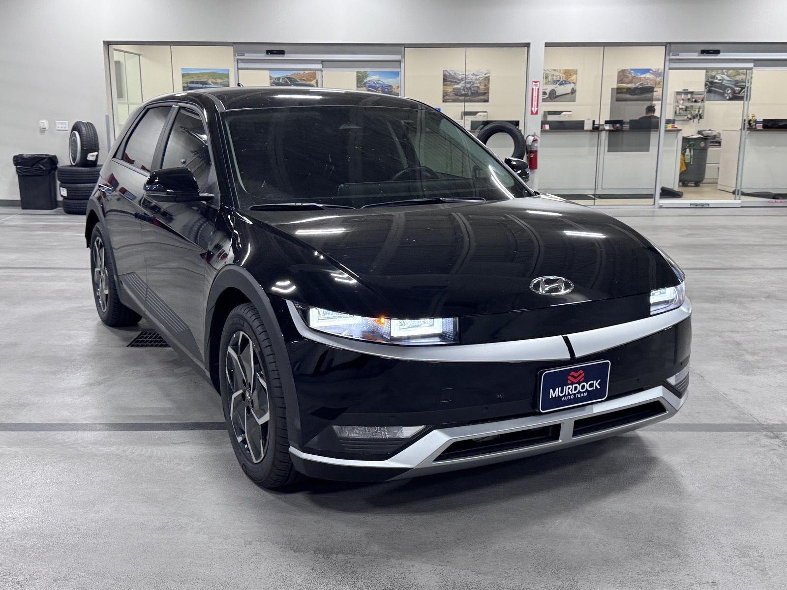 Certified Used 2024 Abyss Black Hyundai SEL image 10