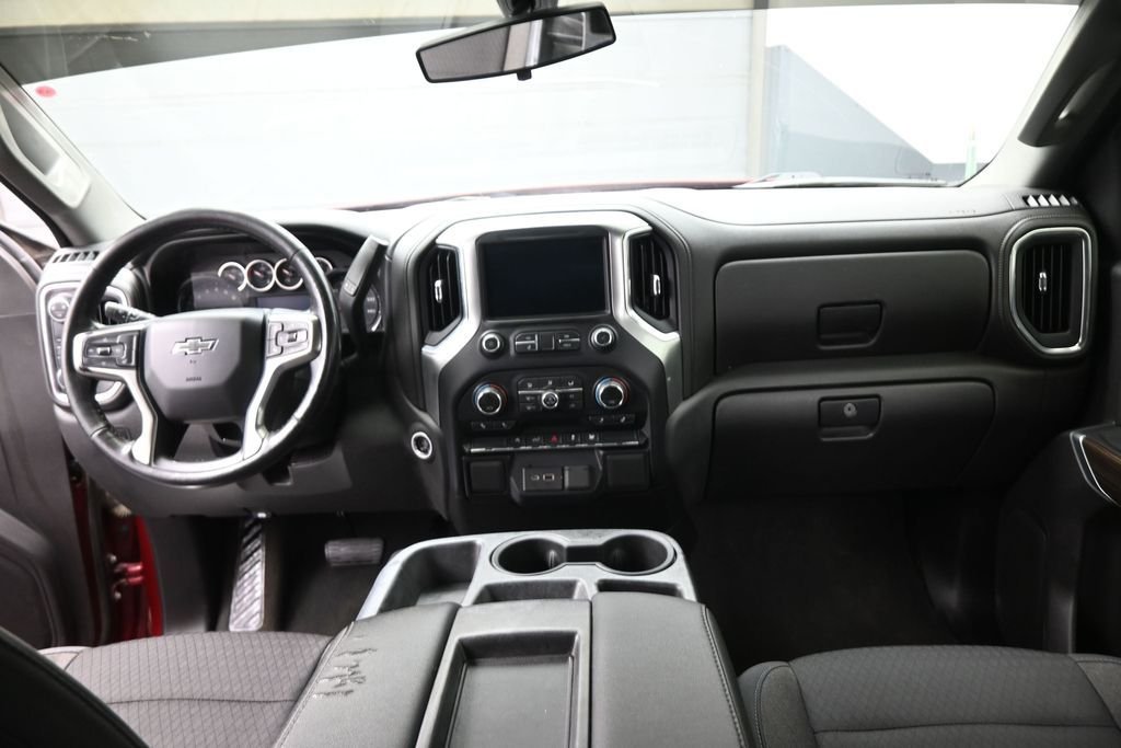 Used 2019 Red Chevrolet RST image 16