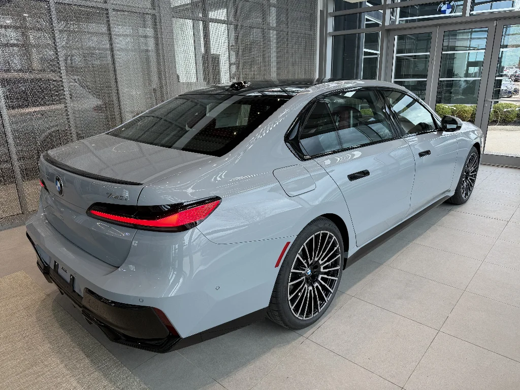 New 2026 Brooklyn Grey Metallic BMW xDrive image 6