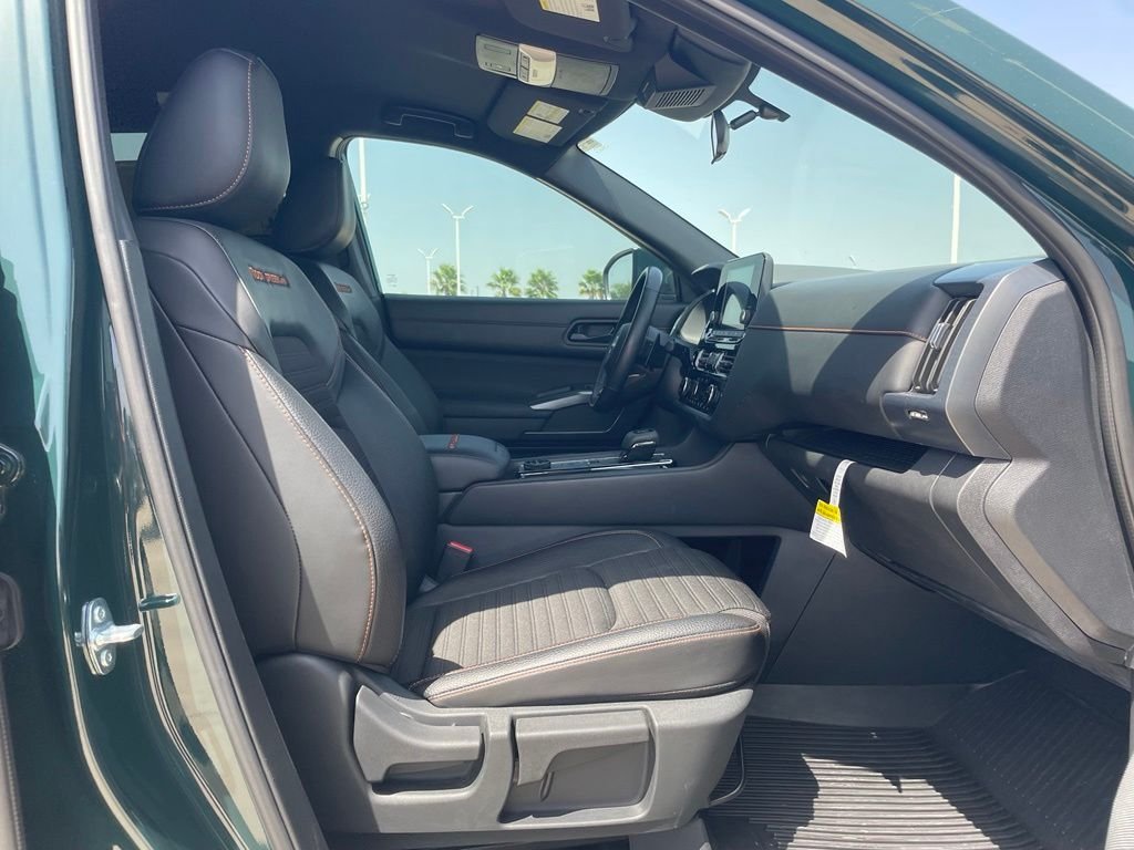 Used 2025 Black Nissan Rock Creek image 21