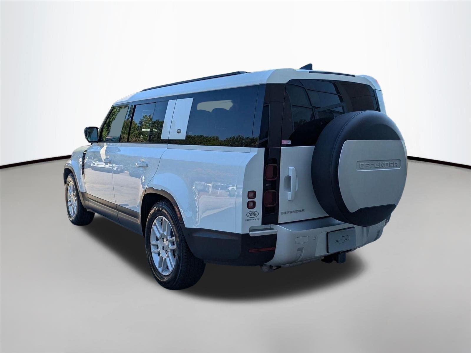 Used 2024 Fuji White Land Rover S image 7