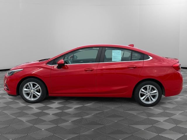 Used 2016 Chevrolet Cruze LT with VIN 1G1BE5SM8G7264200 for sale in Urbandale, IA