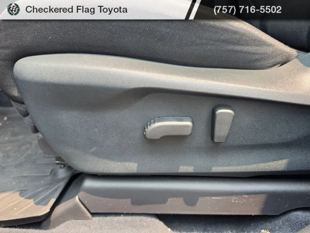 Used 2021 Ice Silver Metallic Subaru Premium image 20