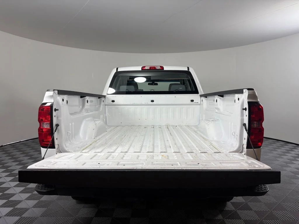 Used 2017 White Chevrolet WT image 9