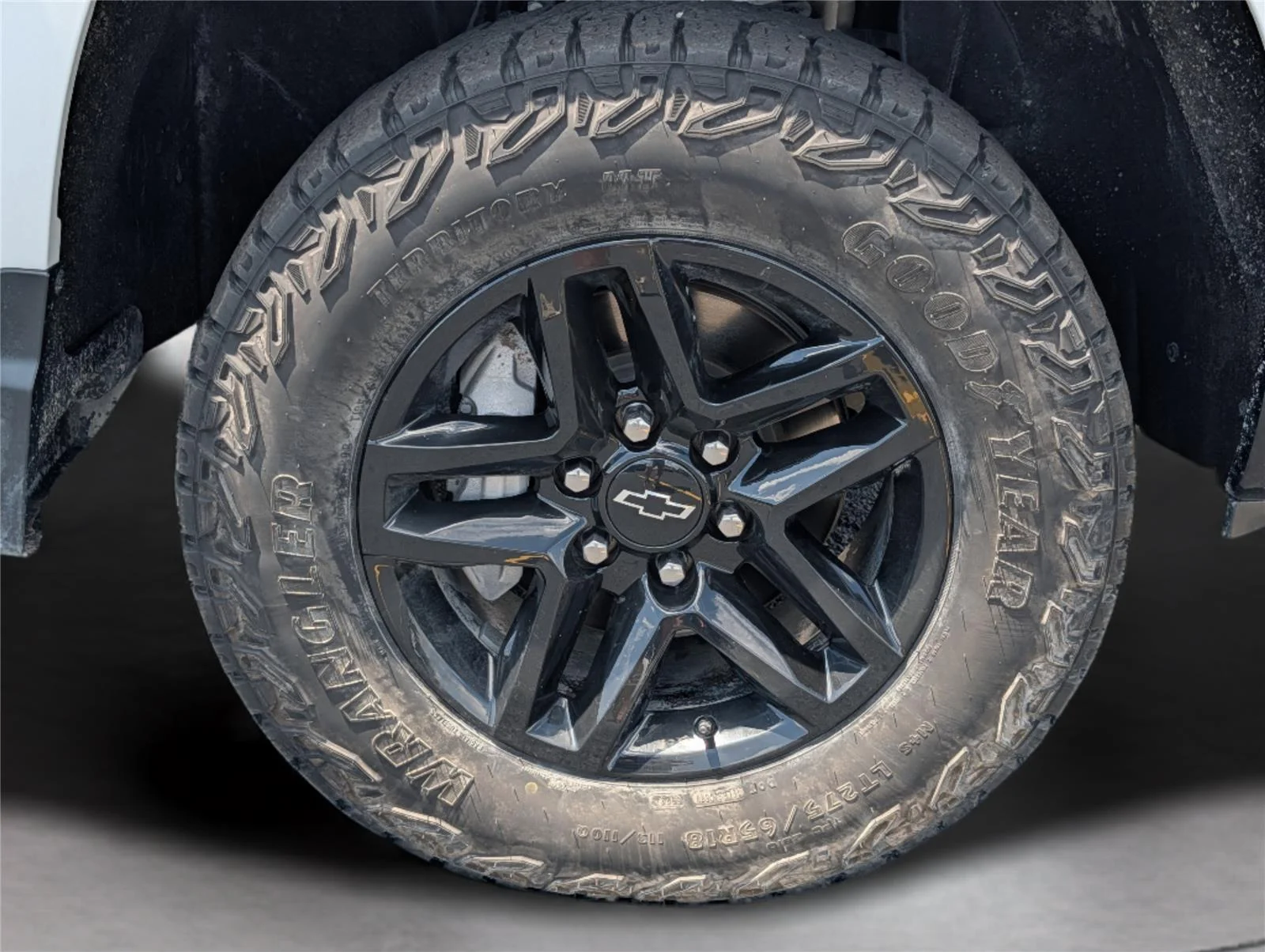 Used 2024 Summit White Chevrolet LT Trail Boss image 35