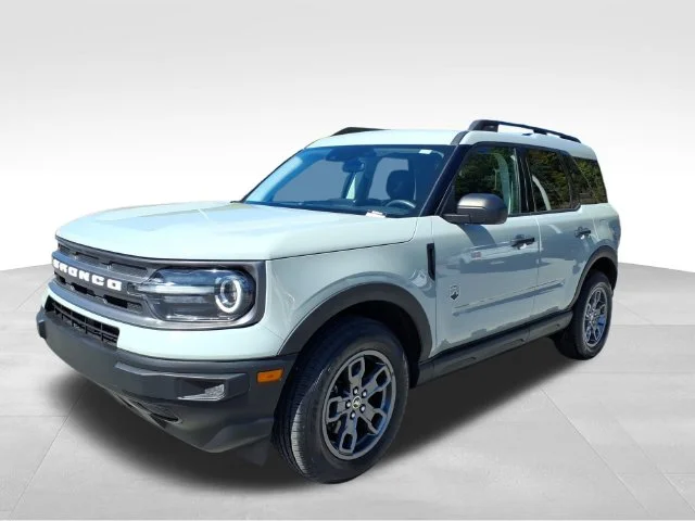 Used 2022 Green Ford Big Bend image 2