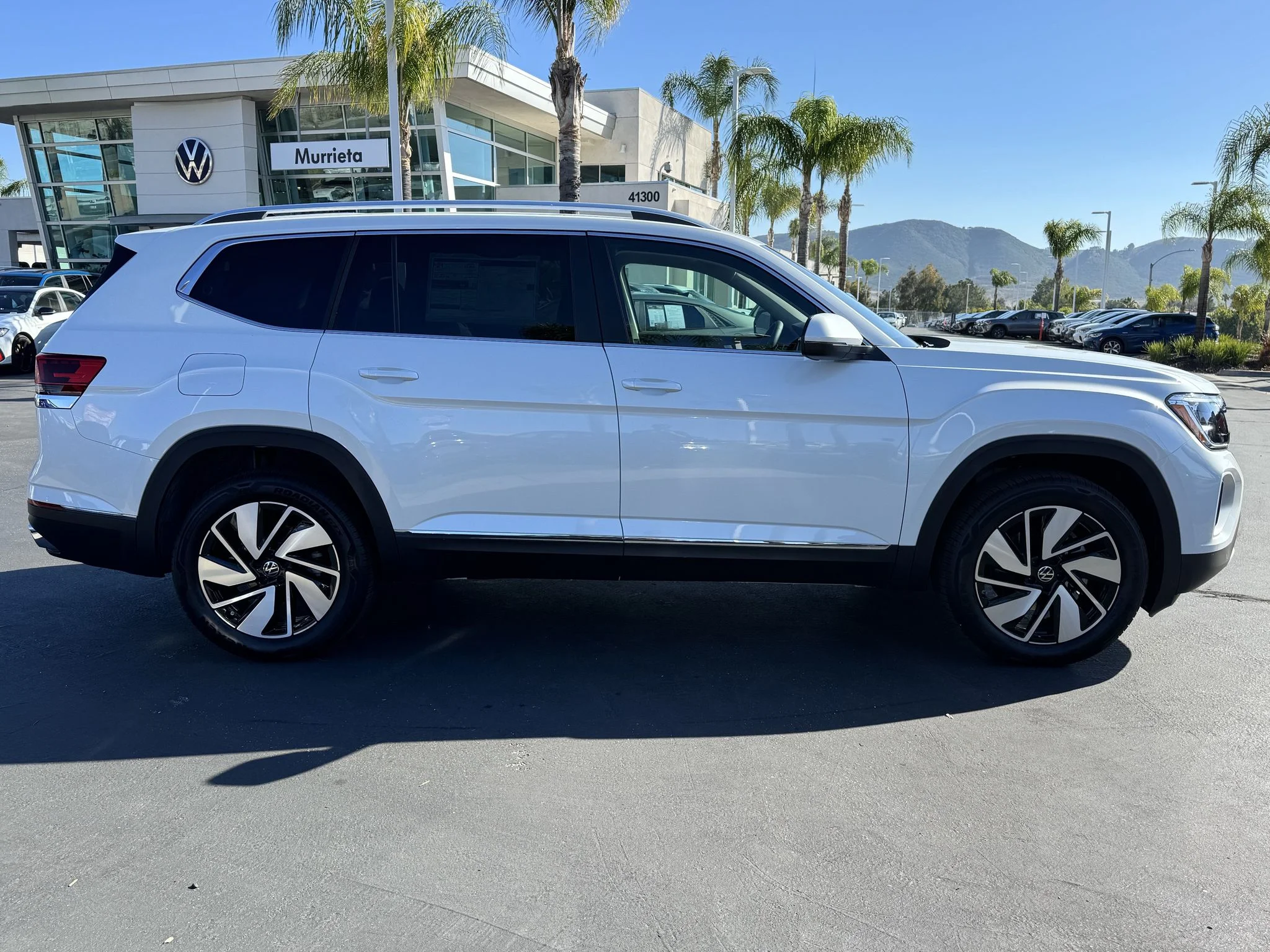 New 2026 Opal White Pearl Volkswagen 2.0T SEL image 9