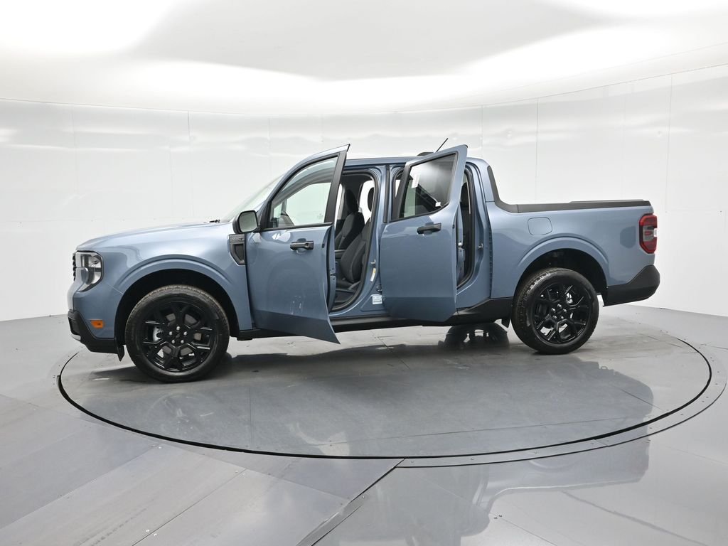 New 2025 Azure Gray Metallic Tri-Coat Ford XLT image 33