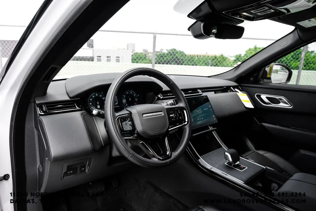 New 2026 Fuji White Land Rover S image 2