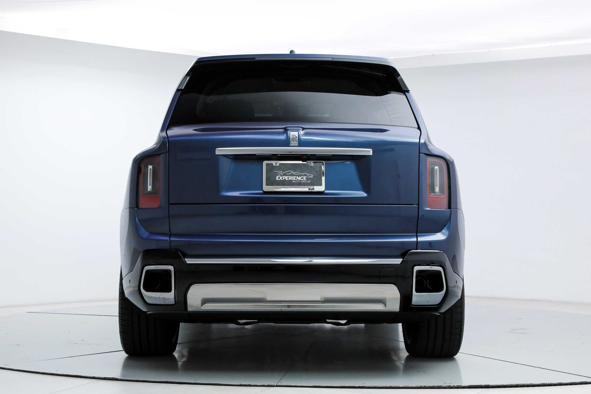 Used 2026 Blue Rolls-Royce  image 4
