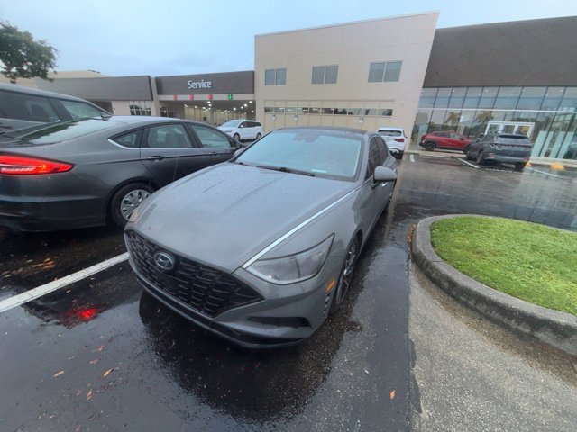 Used 2020 Hampton Gray Hyundai Limited image 8