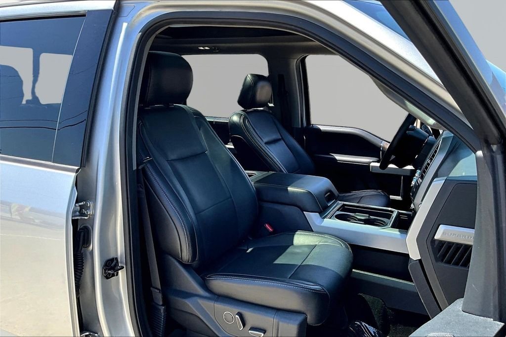 Used 2017 Silver Ford Lariat image 30