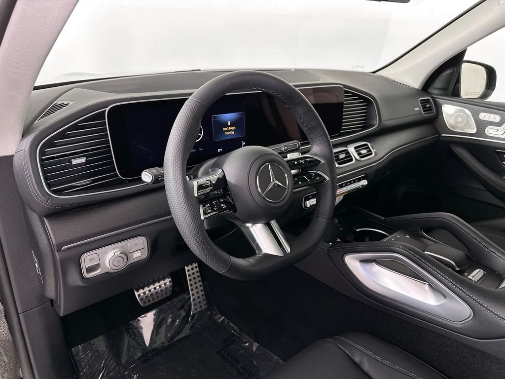 New 2026 Black Mercedes-Benz GLS 450 image 9