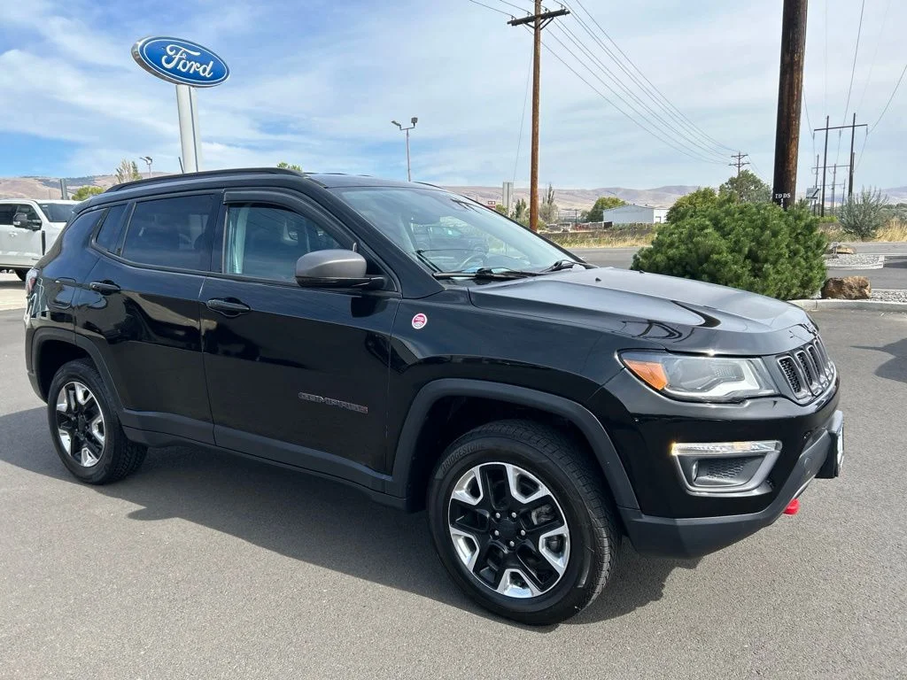 Used 2017 Jeep All-New Compass Trailhawk with VIN 3C4NJDDB8HT636394 for sale in The Dalles, OR