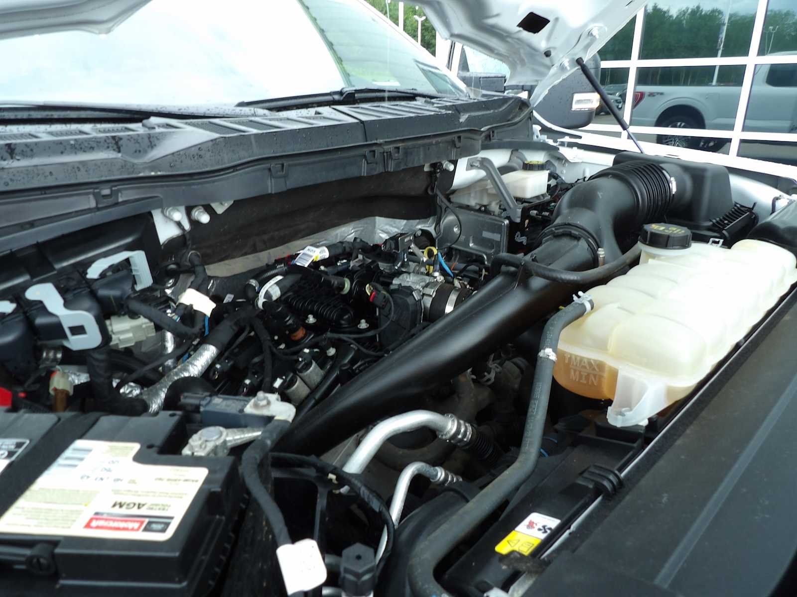 Used 2023 Oxford White Ford XL image 19