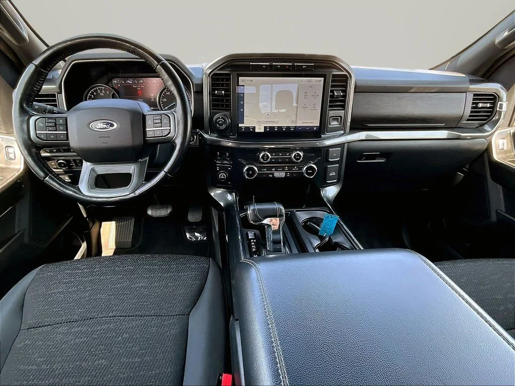 Used 2022 Agate Black Metallic Ford XLT image 8