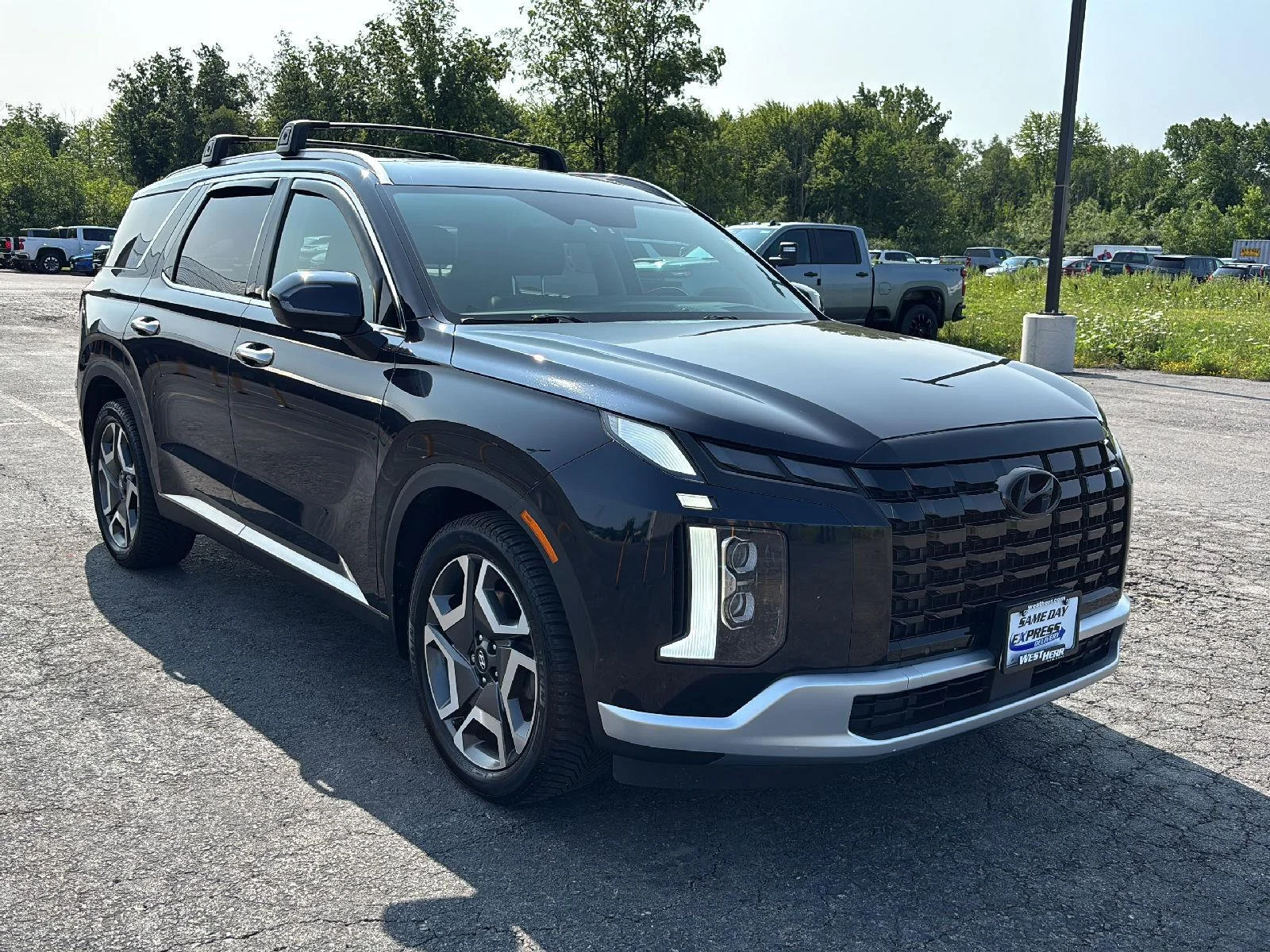 Used 2023  Hyundai Limited image 9