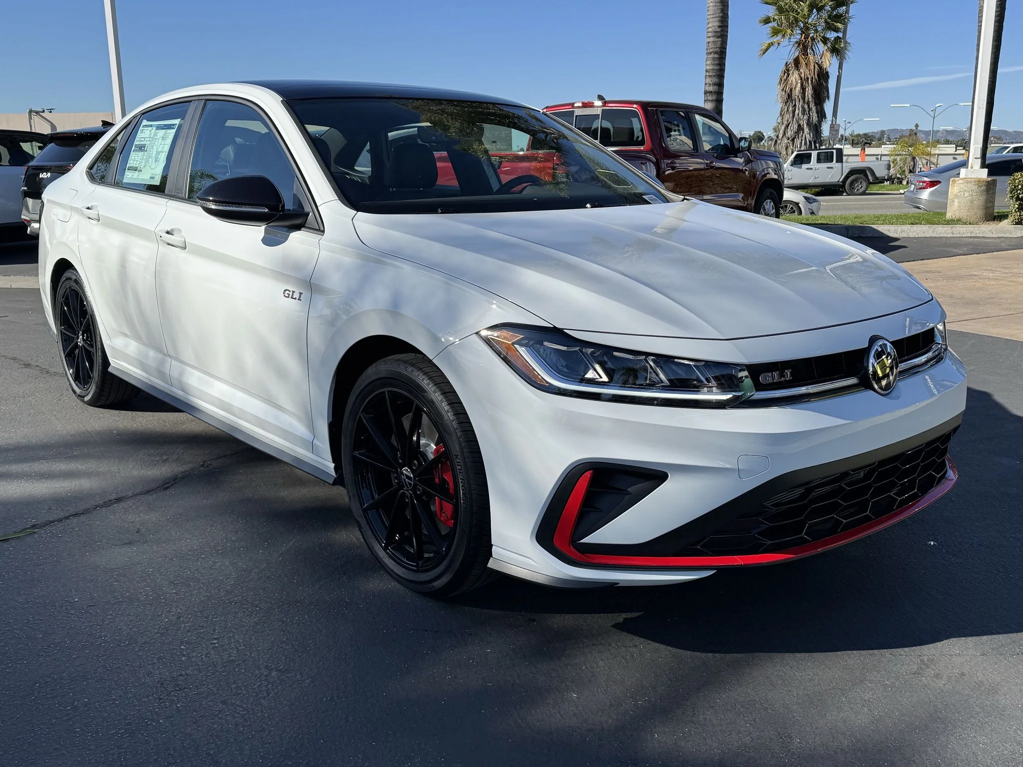 New 2026 Pure White w/Deep Black Roof Volkswagen Autobahn image 2