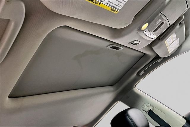 Used 2017 Gray Nissan Platinum image 26