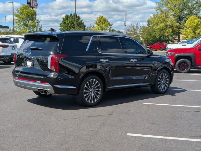 Used 2023 Black Hyundai Calligraphy image 6