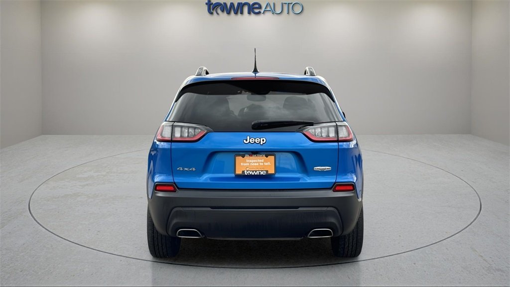 2022 Jeep Cherokee Latitude Lux photo 3