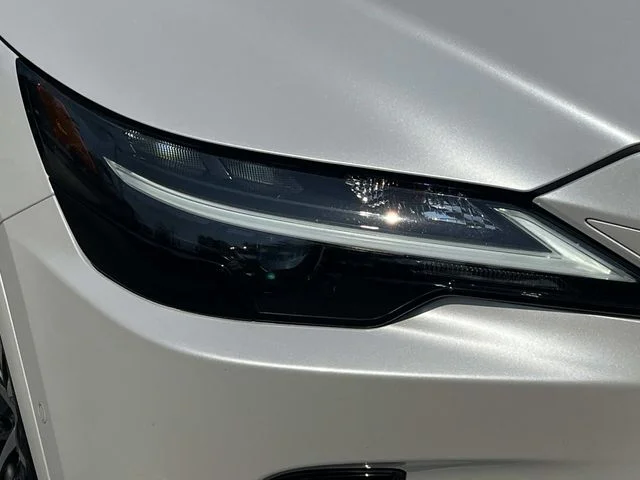 Used 2023 White Lexus 350 Premium Plus image 9