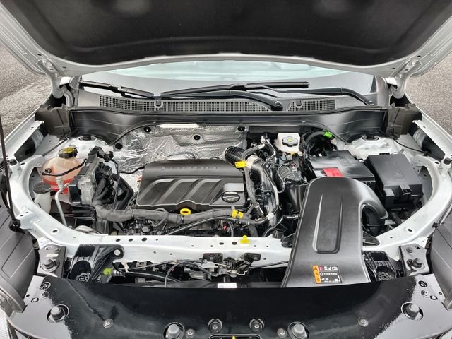 Used 2025 White Chevrolet ACTIV image 19