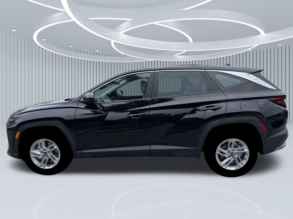 New 2026 Black Hyundai SE FWD image 22