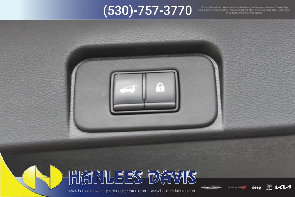 Used 2023 Blue Nissan SV image 11
