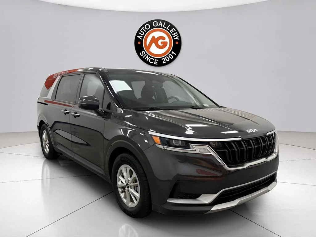 Used 2024 Gray Kia LX image 1