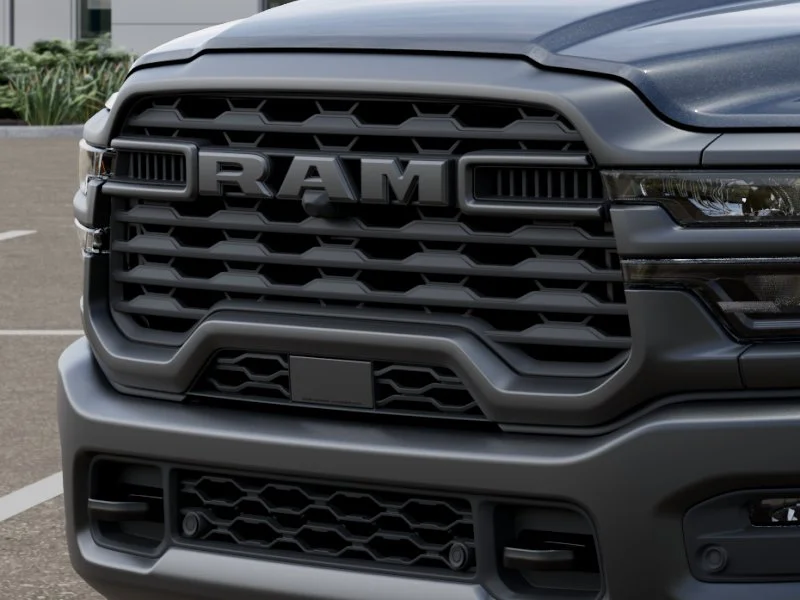 New 2026 Diamond Black Crystal Pearl-Coat Exterior Paint RAM Tradesman image 74