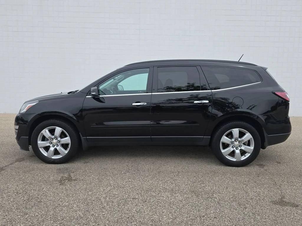 Used 2017 Black Chevrolet LT image 10