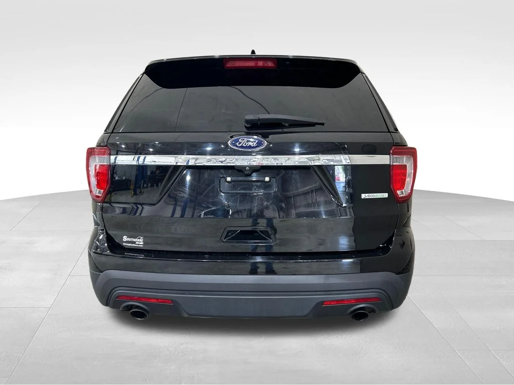 Used 2017 Black Ford Base image 4
