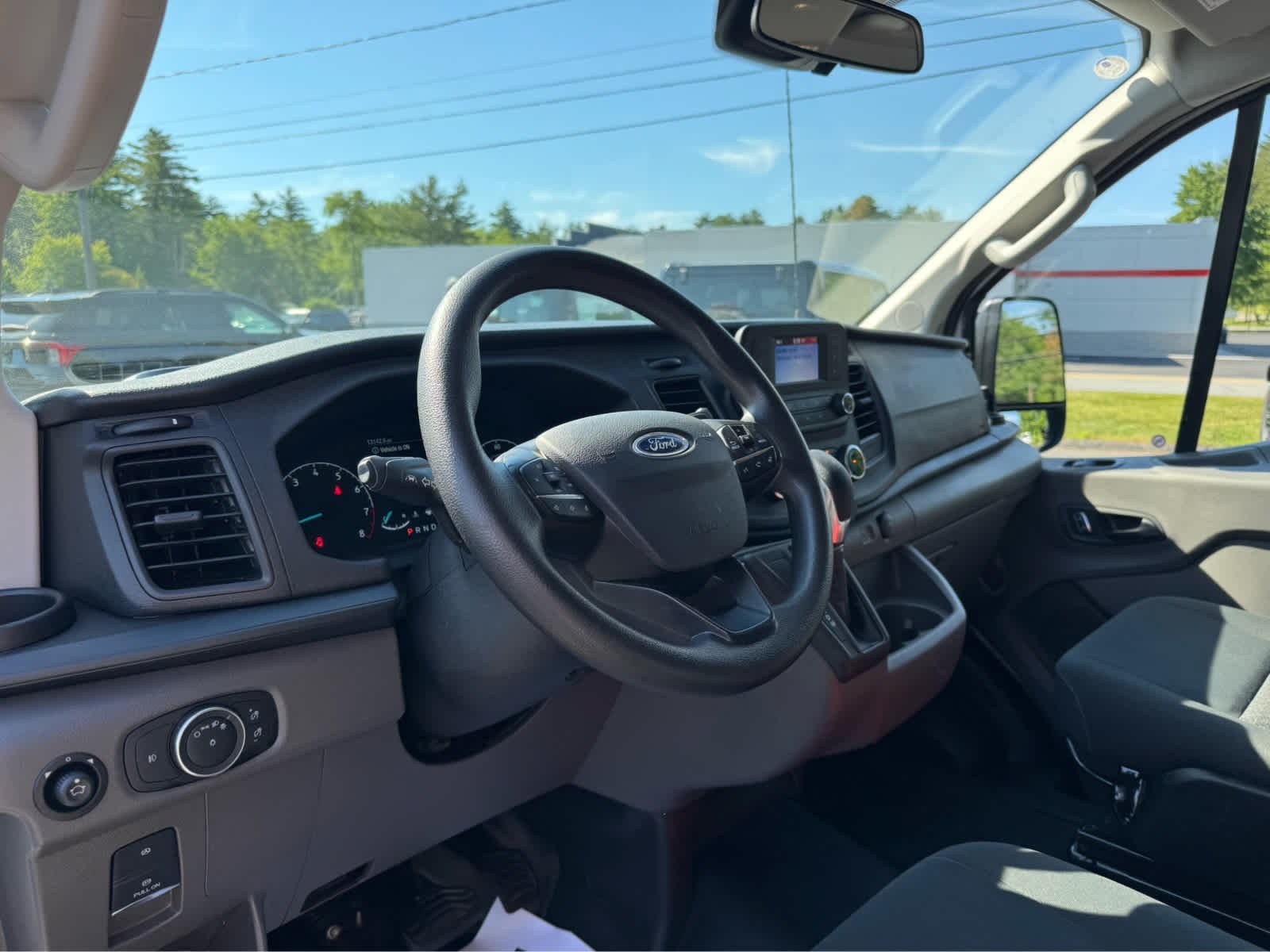 Certified Used 2025 Oxford White Ford  image 17