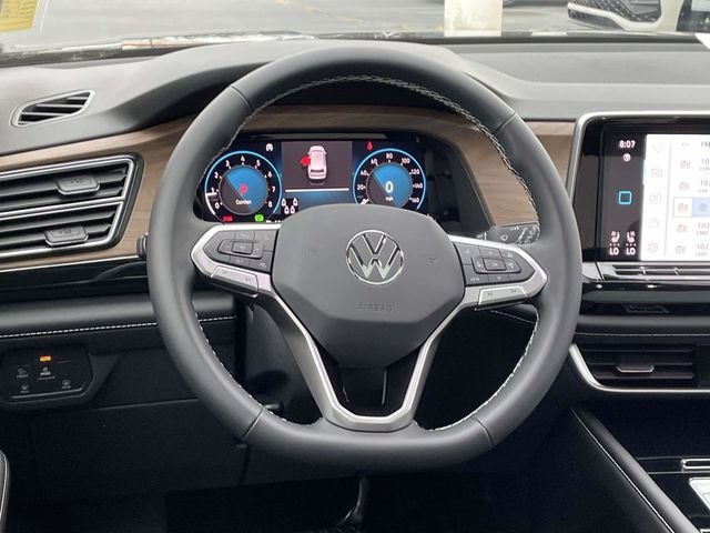 New 2026 Black Volkswagen 2.0T SE w/Technology image 14