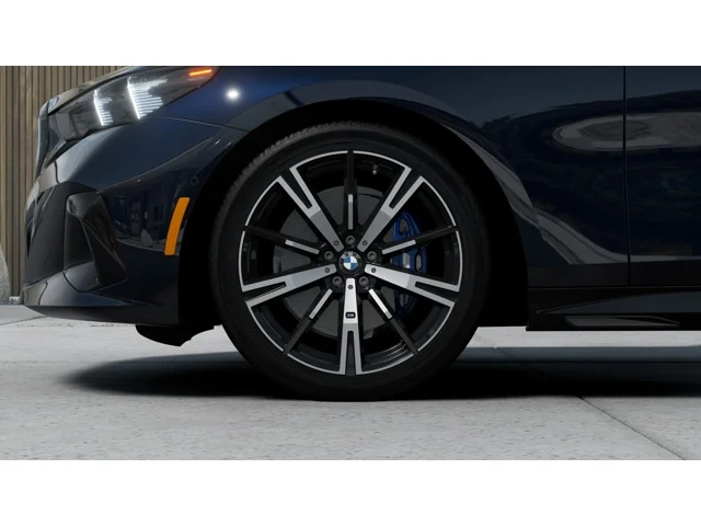 New 2027 Carbon Black Metallic BMW 530i xDrive image 7