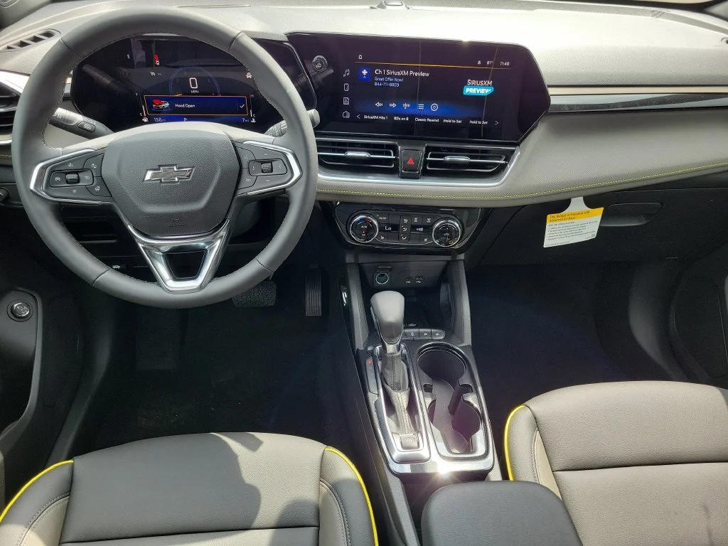 New 2026 Mosaic Black Metallic Chevrolet ACTIV image 18