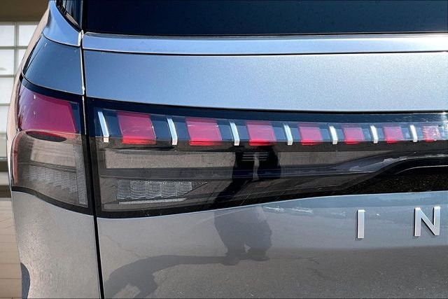 Used 2025 Silver INFINITI SENSORY image 30